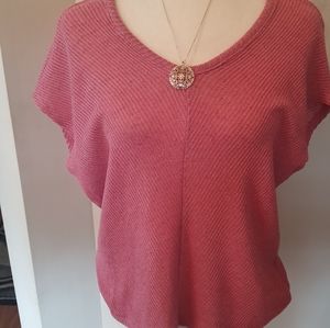 Short sleeve sweater blouse